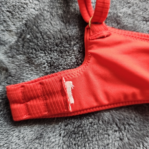 Victoria secret sexy push up red Brazilian bathing suite - Picture 6 of 8